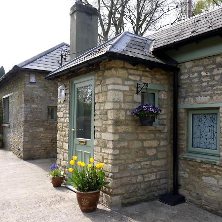 Cosy Stone Cottage, The Bungalow Perrotts Brook Cirencester Exterior photo