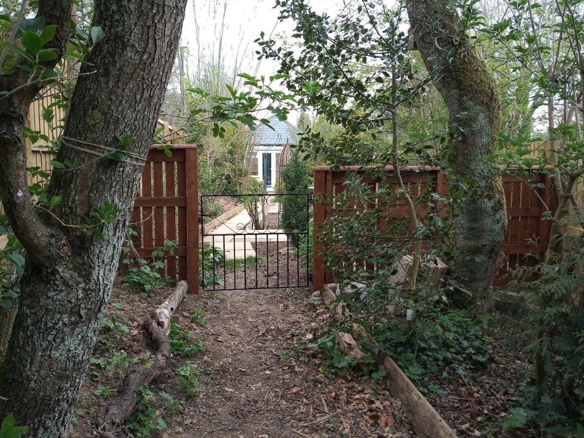 Cosy Stone Cottage, The Bungalow Perrotts Brook Cirencester Exterior photo